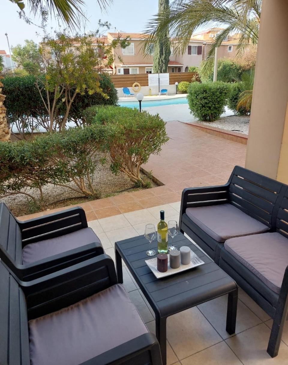 Joanne'S Cosy 1 Bdrm Apt Paphos Exterior photo